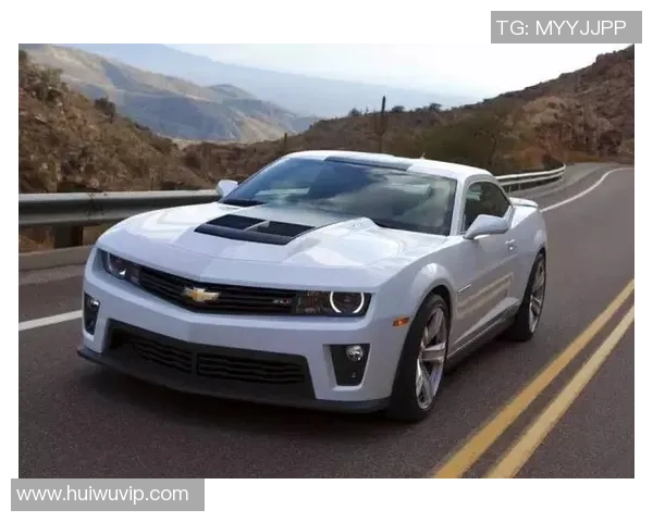 足球球星穿着MG跑车展现个性魅力 打造奢华运动风尚 足球球星穿着MG跑车展现个性魅力 打造奢华运动风尚